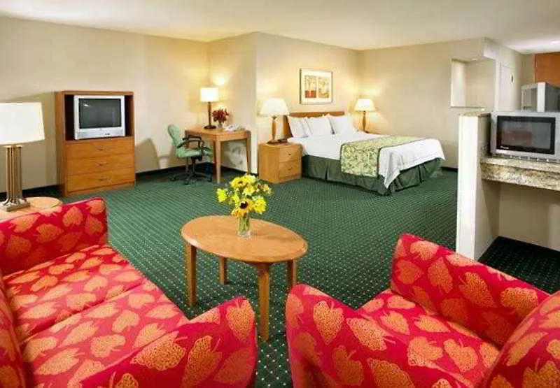 Fairfield Inn Sacramento Cal Expo 3*,
